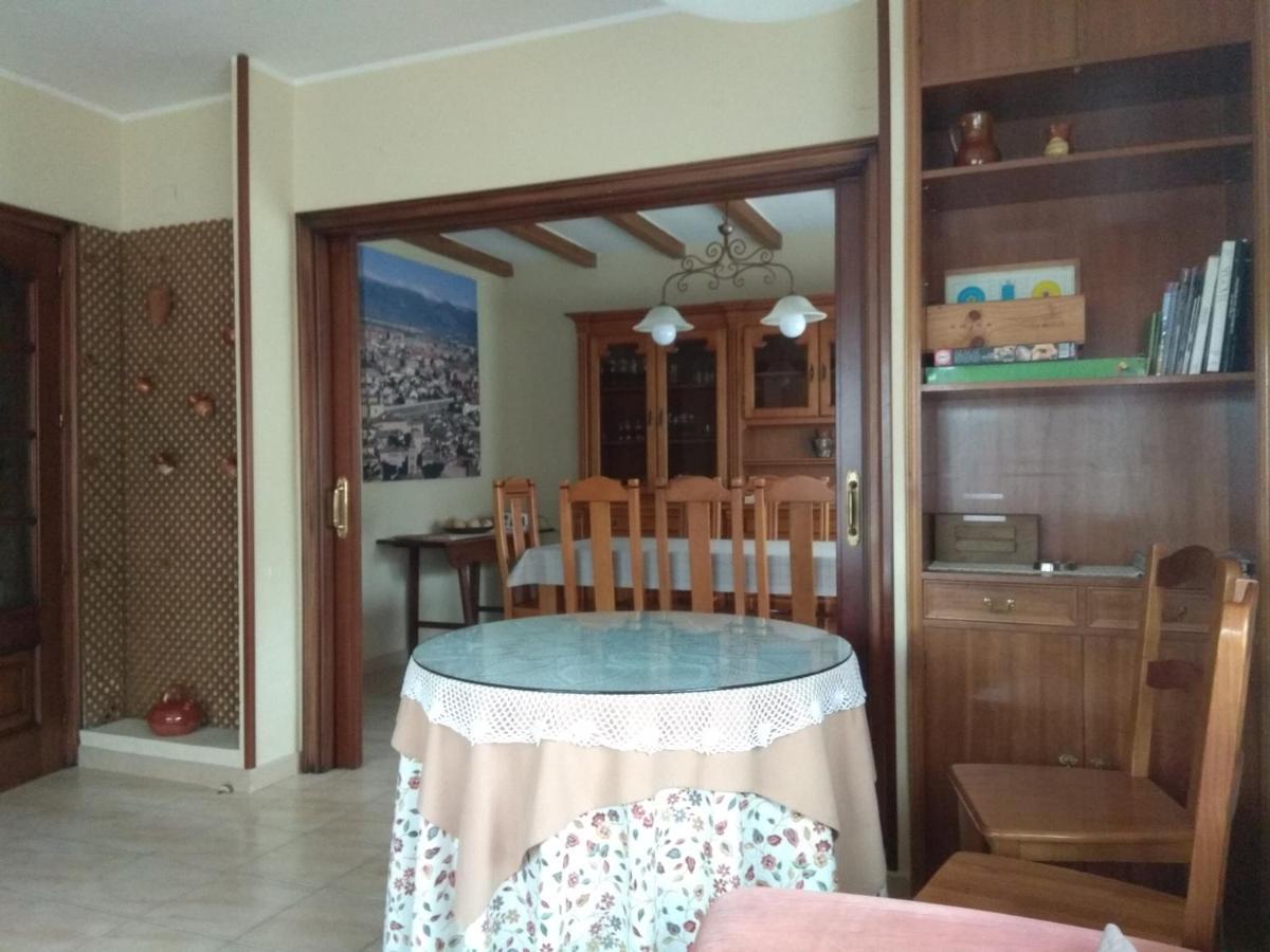Casa Rural Las Tuyas En Segovia Palazuelos de Eresma Extérieur photo