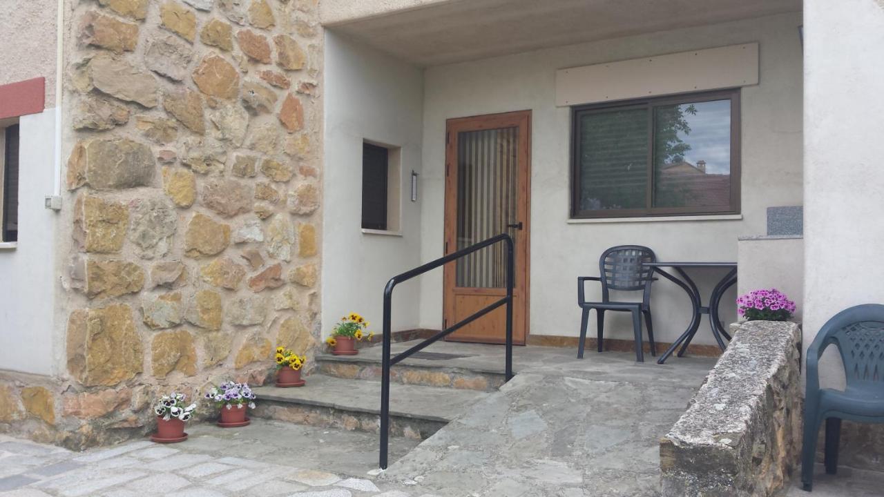 Casa Rural Las Tuyas En Segovia Palazuelos de Eresma Extérieur photo